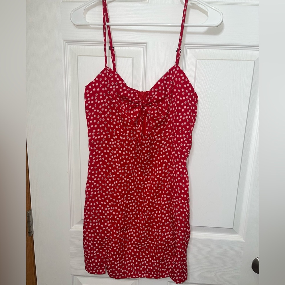 Short red dress- small